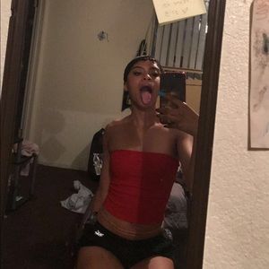 Meet your Posher, Ty